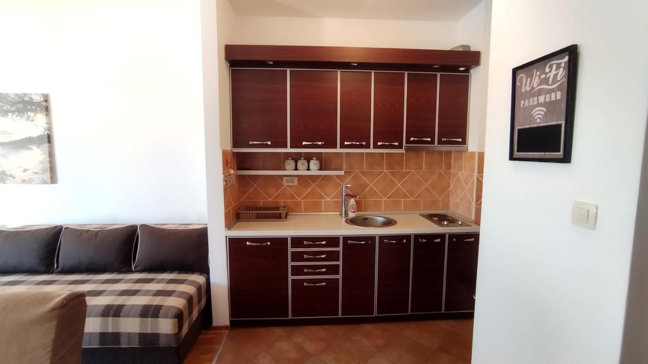 Rakocevic Apartments Petrovac na moru Exterior foto