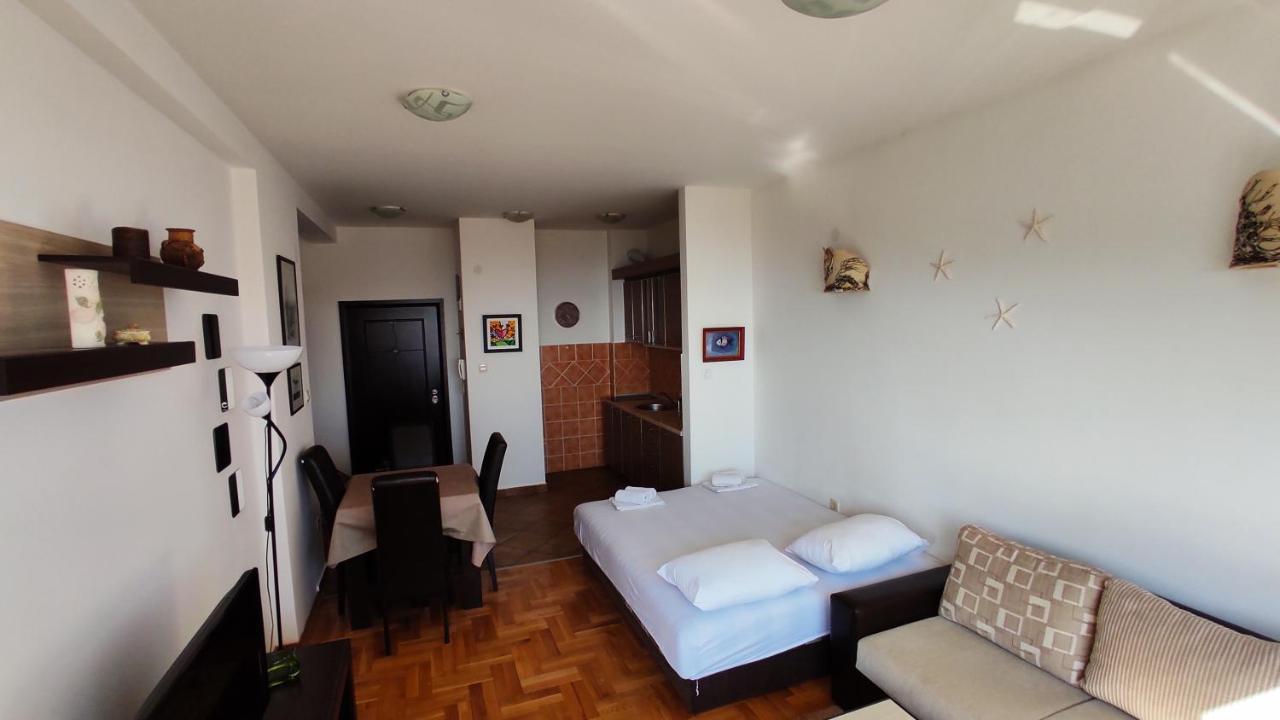 Rakocevic Apartments Petrovac na moru Exterior foto
