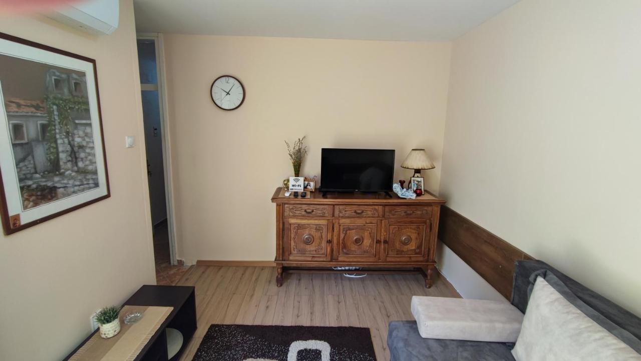 Rakocevic Apartments Petrovac na moru Exterior foto